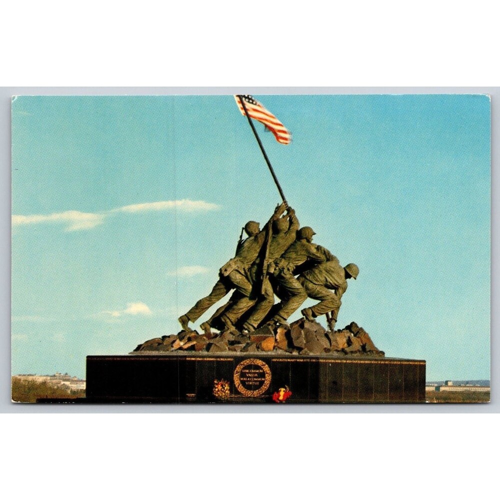Vintage Iwo Jima Statue US Marine Corps War Memorial Postcard WN-71 Mirro-Krome
